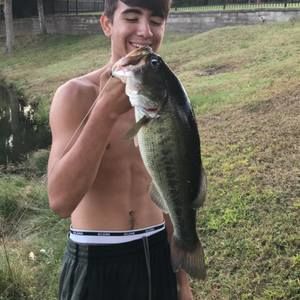 Meet your Posher, Isaac